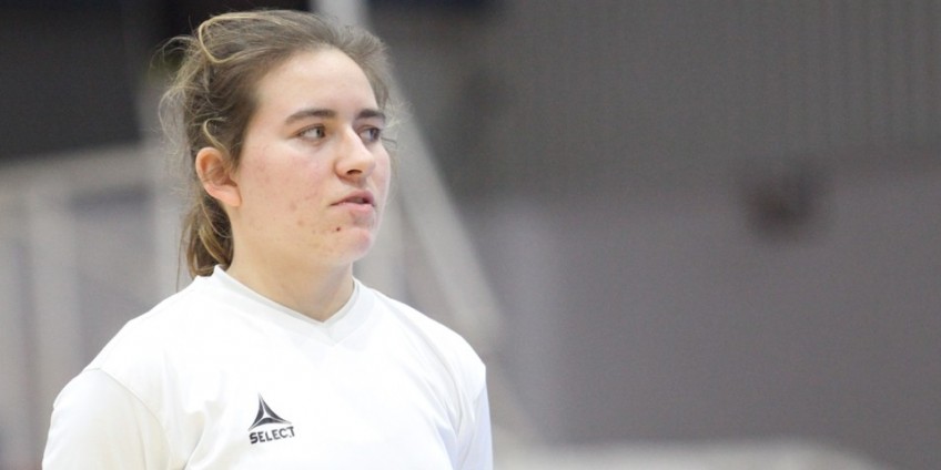 Basta z Pietrzyk. Pośredni z głową (wideo)