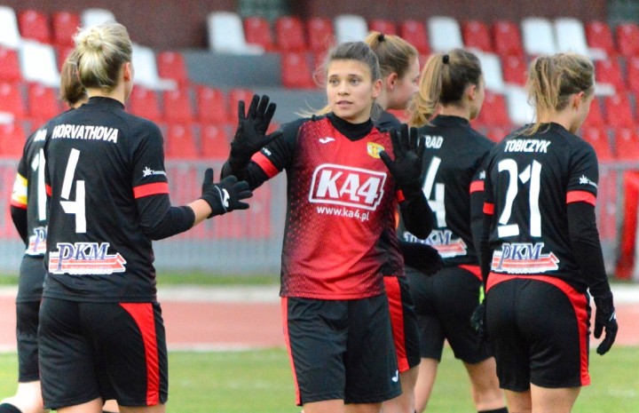 Sezon Ekstraligi w statystyce