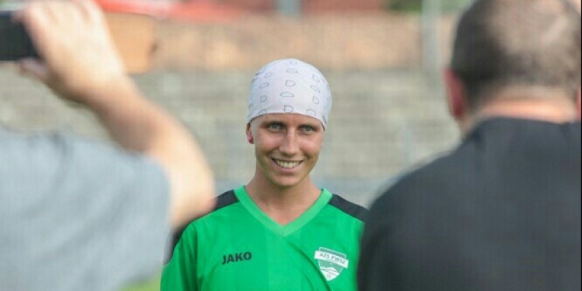 Cała runda z trybun