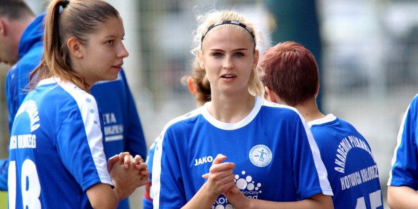 Mecz II ligi kobiet w telewizji kablowej