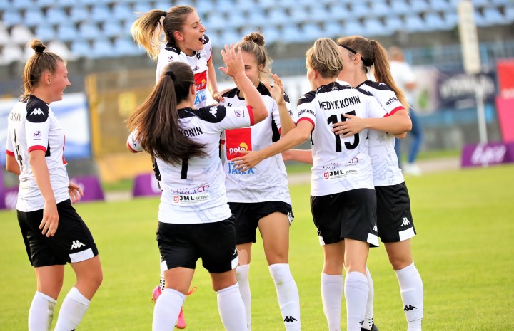 Medyk wygrywa na otwarcie sezonu (foto)