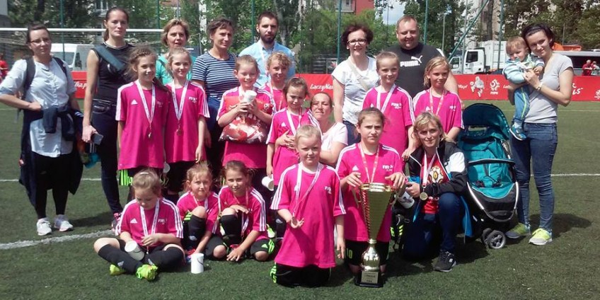 Sianów wygrał From Schools to Women's League