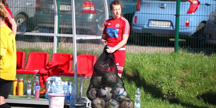 Gdzie oficjalna piłka Ekstraligi?