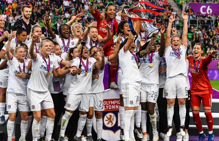 Olympique Lyon na obozie w Polsce