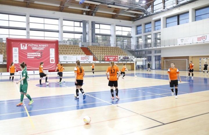 Futsal dokończy sezon we wrześniu