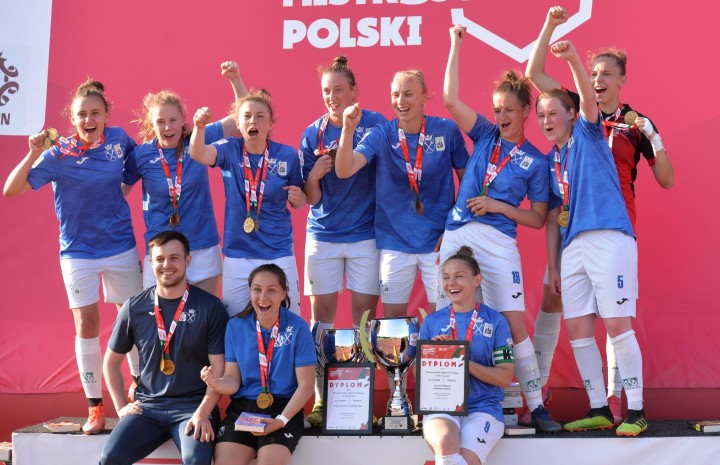 UJ Kraków wygrał trawiaste AMPy