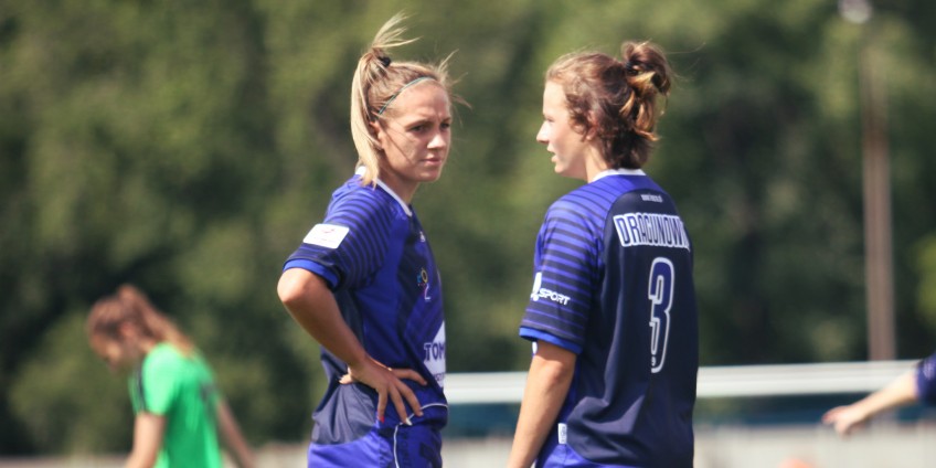 Zakurzyła w polu karnym