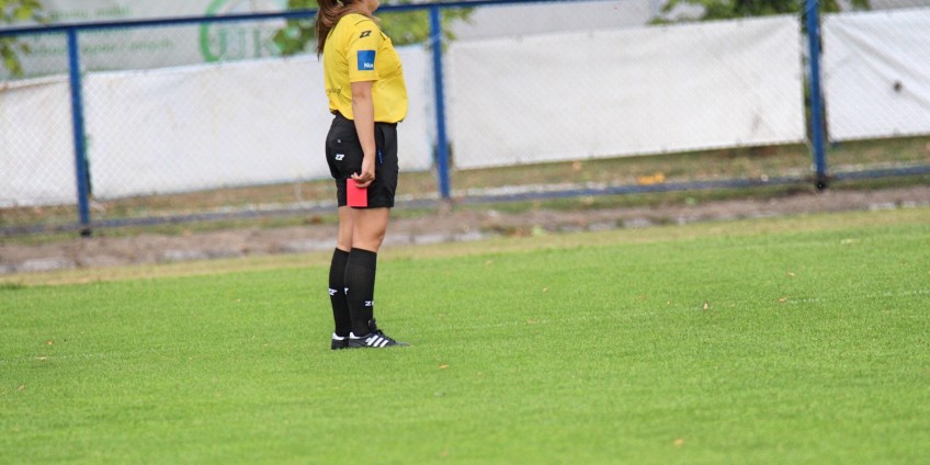 Sypnęło walkowerami