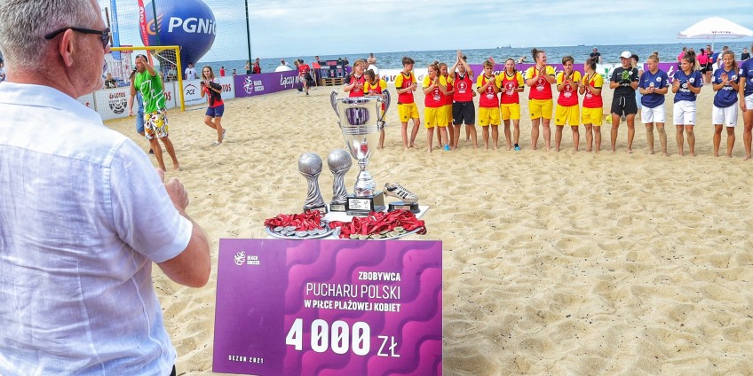 Rosną nagrody za beach soccera