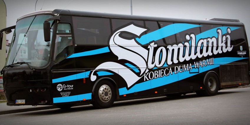 Pięknie obklejony autokar Stomilanek Olsztyn
