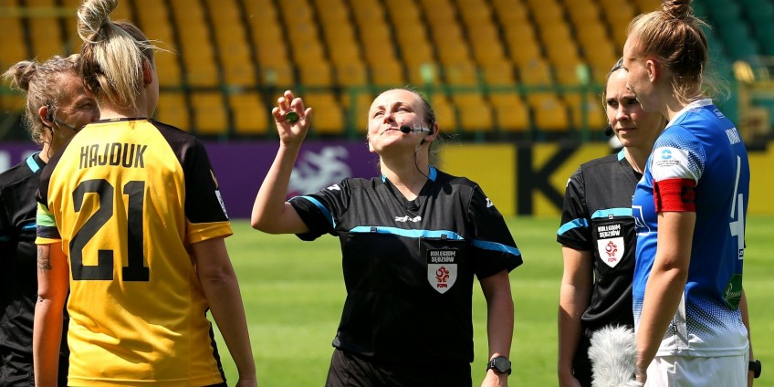 Sędzia Emilia Szymula wróciła na boisko