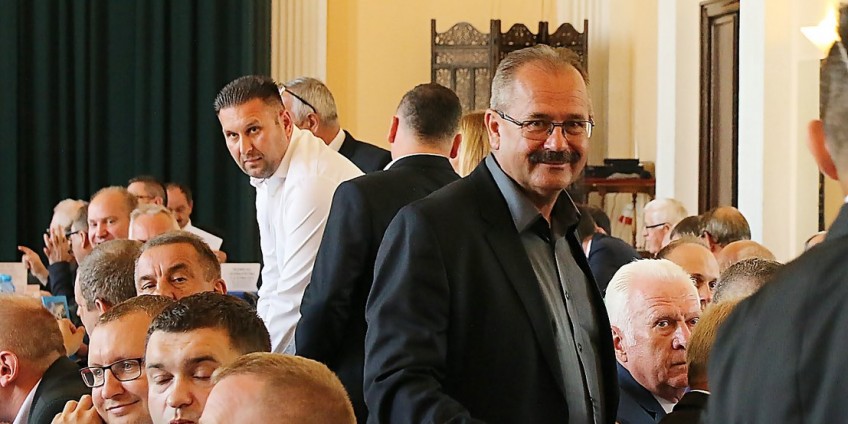 Trener Mistrzyń Polski pojedzie do PZPN