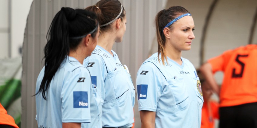 O dwie międzynarodowe więcej