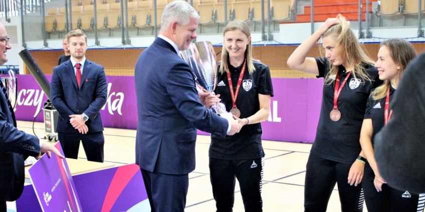 30 medali na 39. Futsal to południe