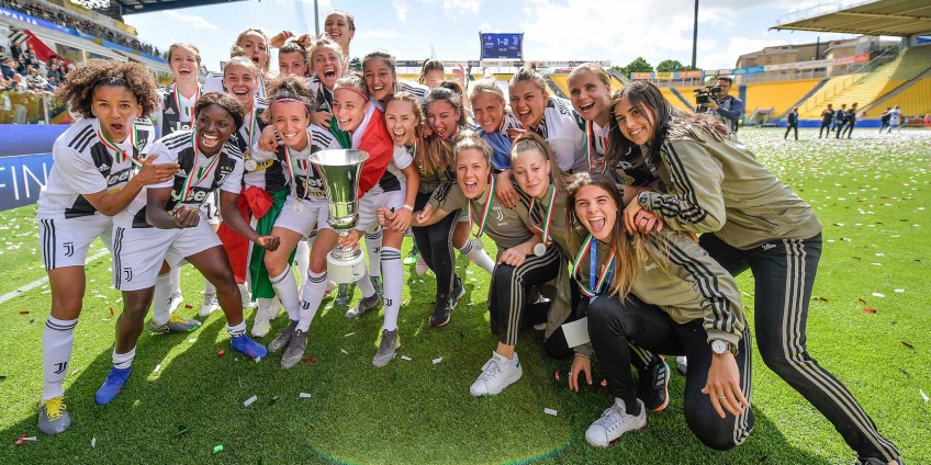 Dublet Oli Sikory. Juventus z Pucharem Włoch