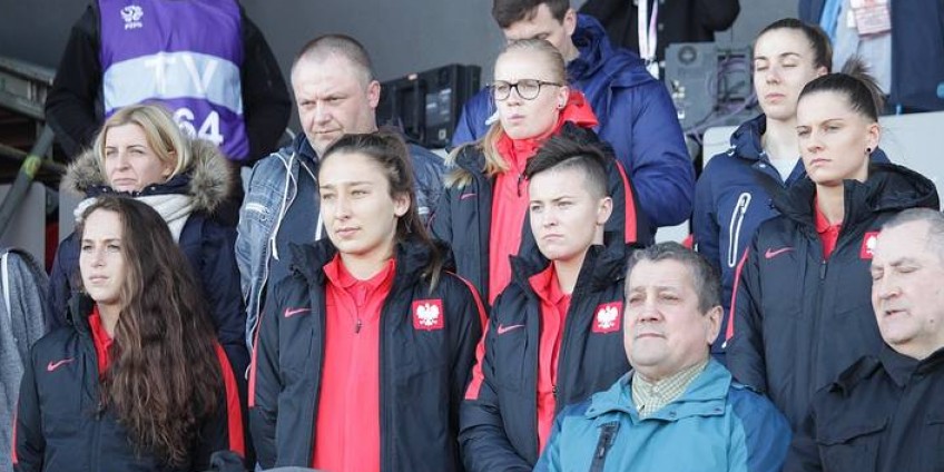 Nieuprawniona kadra Polski