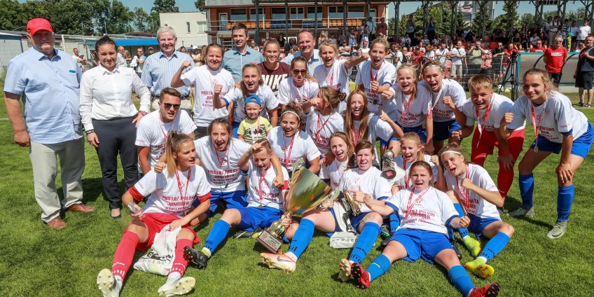 SMS obronił mistrzostwo U19