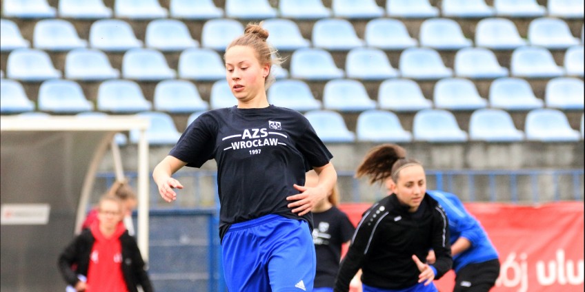 Amanda Turowska. Człowiek od czarnej roboty