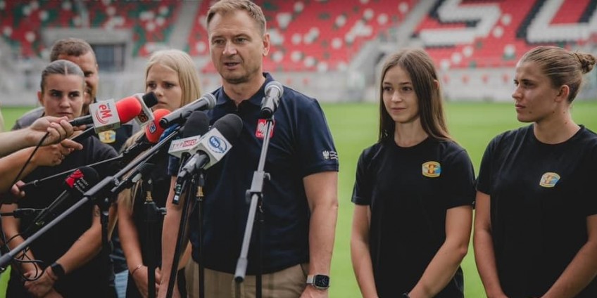 Trzy miliony dla klubów od ministerstwa