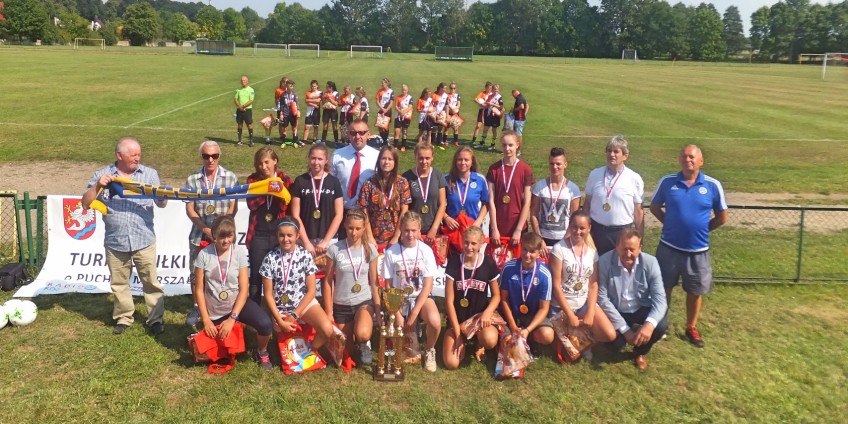 Victoria Sianów przed Lęborkiem i Żukowem