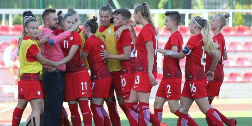 Masowe pożegnanie U19