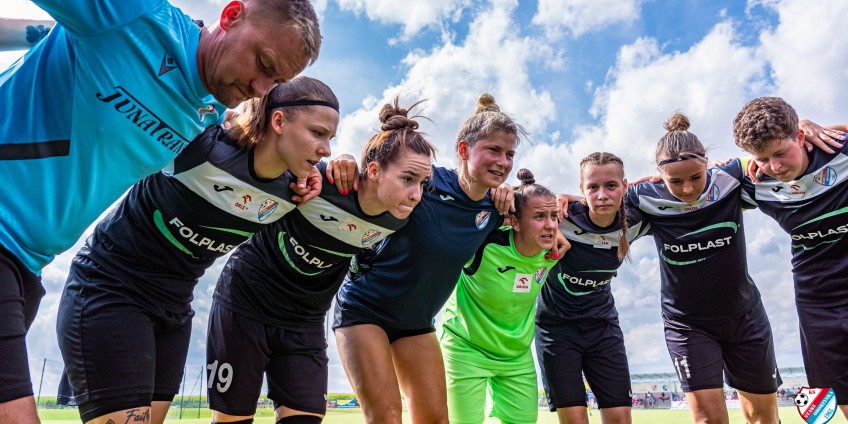 Przerwa Adamczyka. Zmiana w Oborzyskach