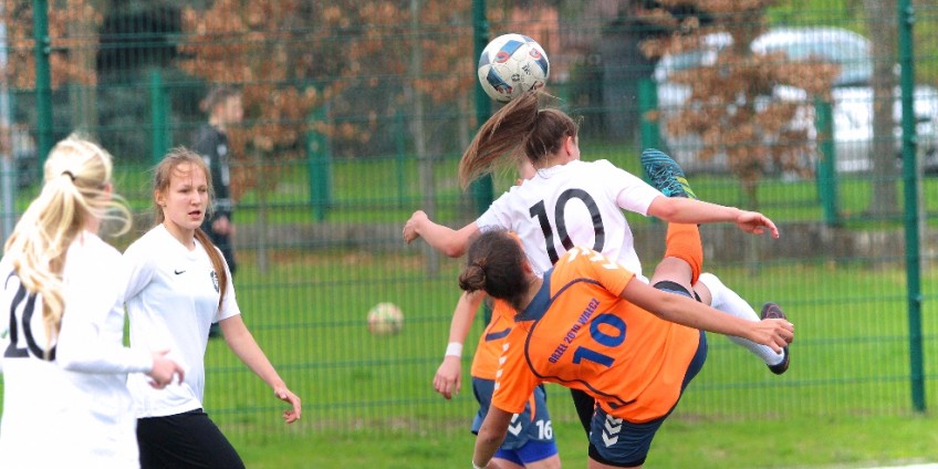 Medyk wygrał z Orłem (foto)