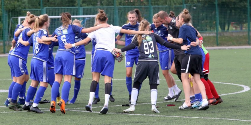 Tarakanova rozpoczęła na piątkę. Królowa?