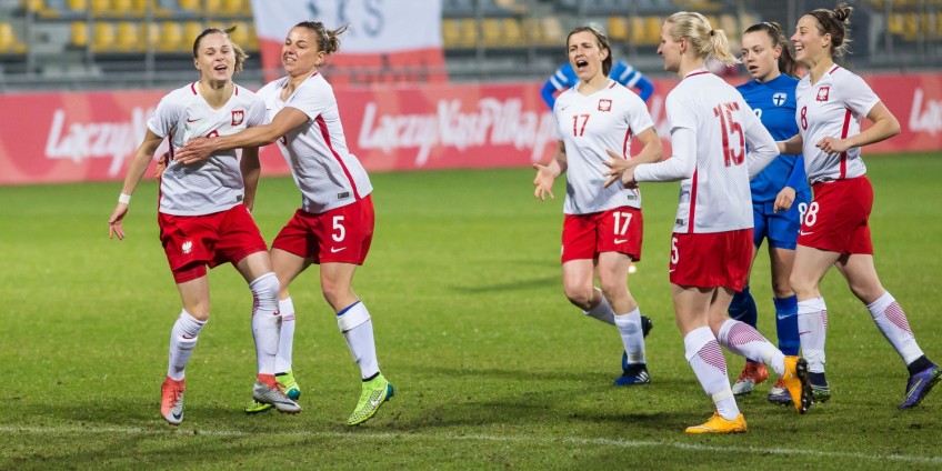 Kadra na Ukrainę i Litwę