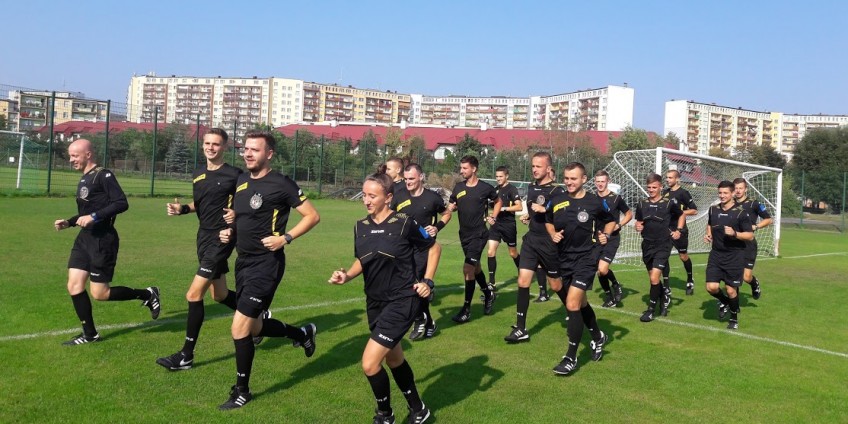 15 facetów i ona jedna