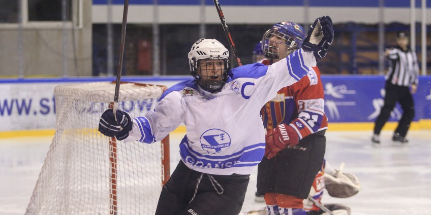 Ex-piłkarka wicemistrzynią Polski w hokeju!