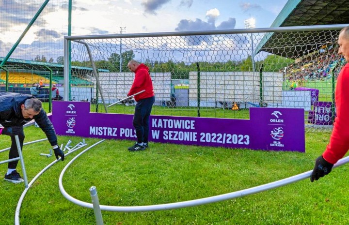 Radość nowych mistrzyń przełożona