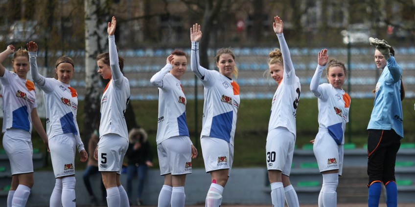 Sztorm dobrze wykorzystał atut własnego boiska