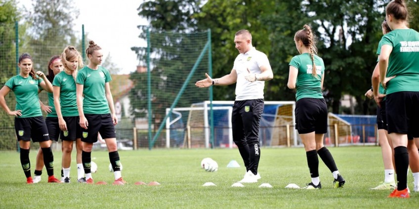 Pierwsza zmiana trenerska w Ekstralidze