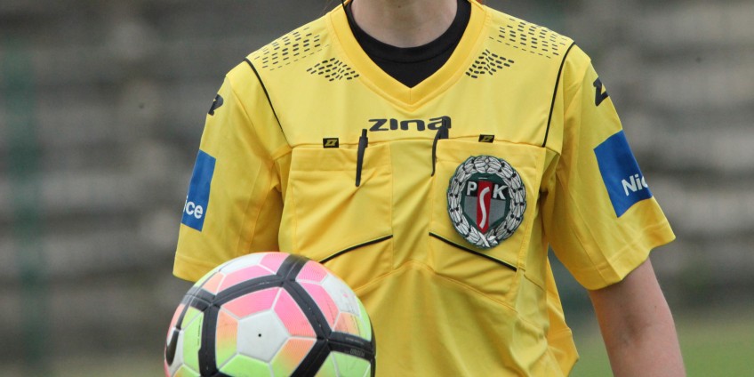 Wystawiają mandaty klubom