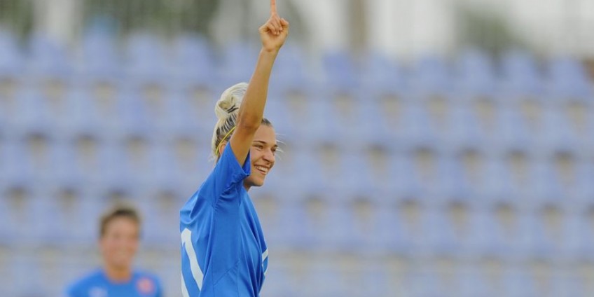 Hmírová i Balog grają w Szwajcarii