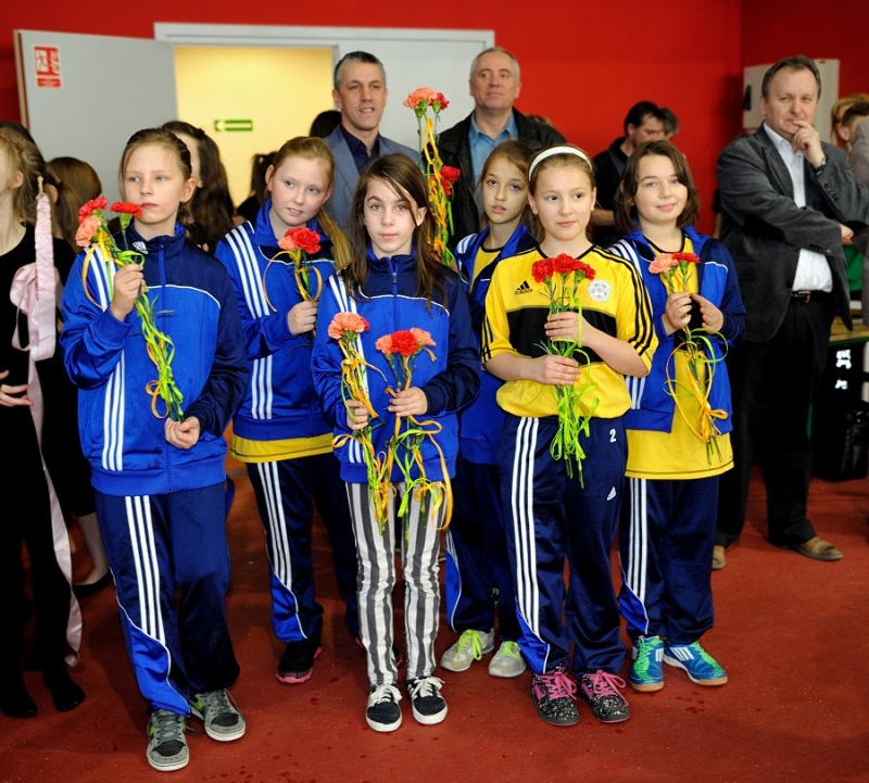 Gala piłki nożnej i ręcznej w Sianowie