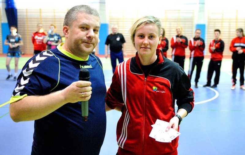 Gala piłki nożnej i ręcznej w Sianowie