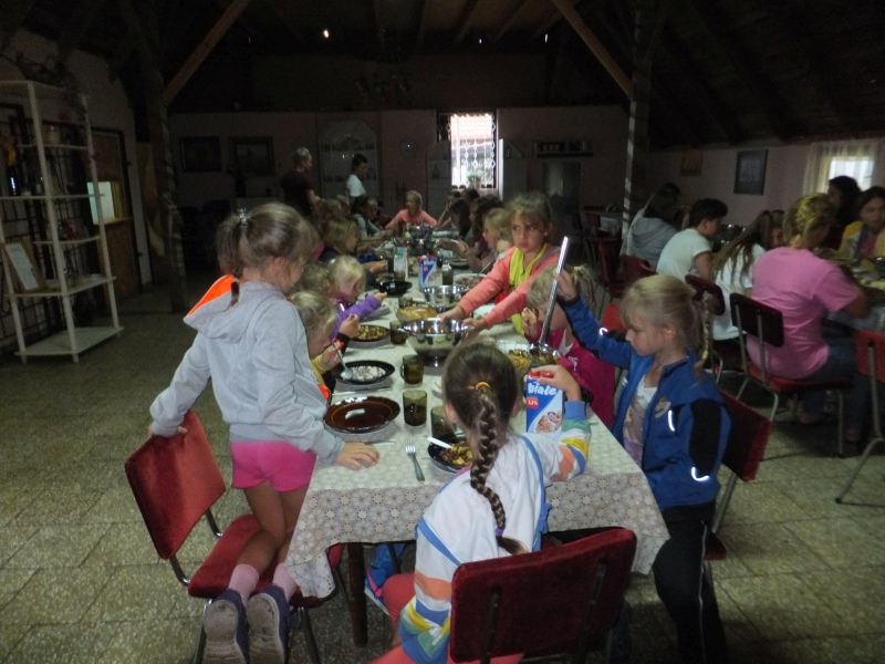 Młode piłkarki Victorii na zgrupowaniach